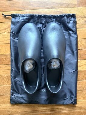 Yeezy YZY SL-02 Shoes Brand New